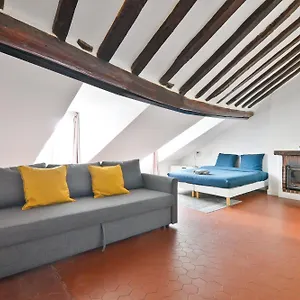  Appartement Quartier Saint-michel Notre-dame 2 Free Netflix